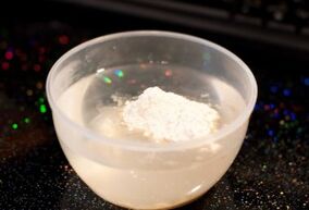 Soda against nail fungus